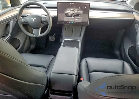 2024 Tesla Model Y from USA, damaged, VIN 7SAYGDEE9RF983580